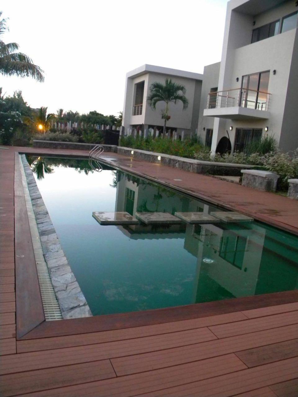 Modern Villa In Grand Bay - Short Walk To Beach Dış mekan fotoğraf