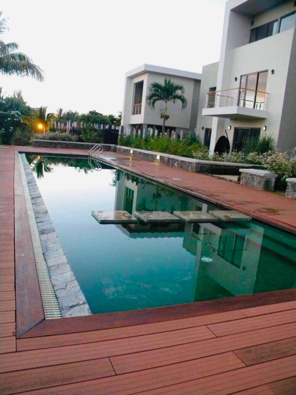 Modern Villa In Grand Bay - Short Walk To Beach Dış mekan fotoğraf
